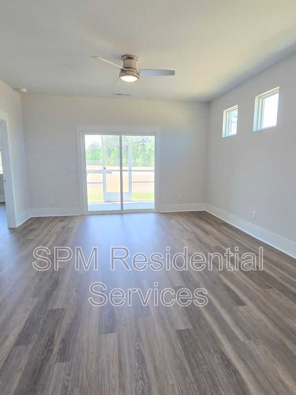 New Construction, Oversize Luxury Pool, Walking distances to the AMAZING amenities. property image
