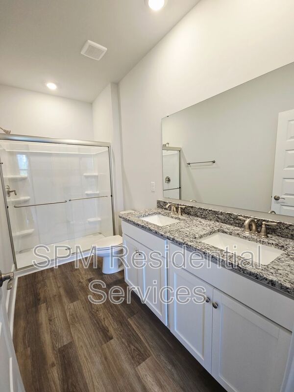 New Construction, Oversize Luxury Pool, Walking distances to the AMAZING amenities. property image