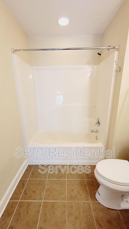 Stately 3 bedroom end unit Townhome property image