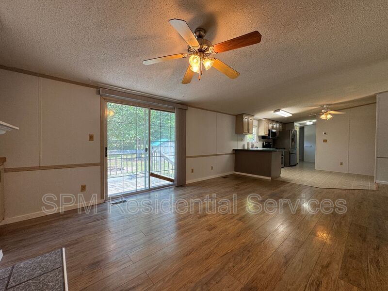 Bay Harbor - Large Backyard, Two Fully Wired Sheds, Public Boat Ramp within 2 Miles property image
