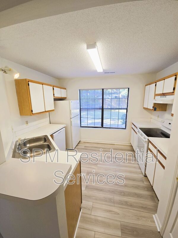 Large fenced in backyard, One story patio home property image