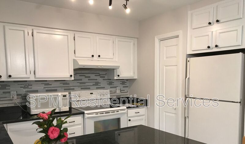 4633 Weybridge Ln property image