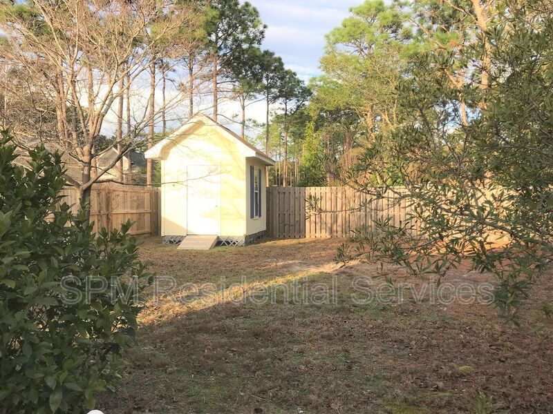 4633 Weybridge Ln property image