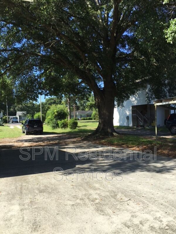 Close to UNCW property image