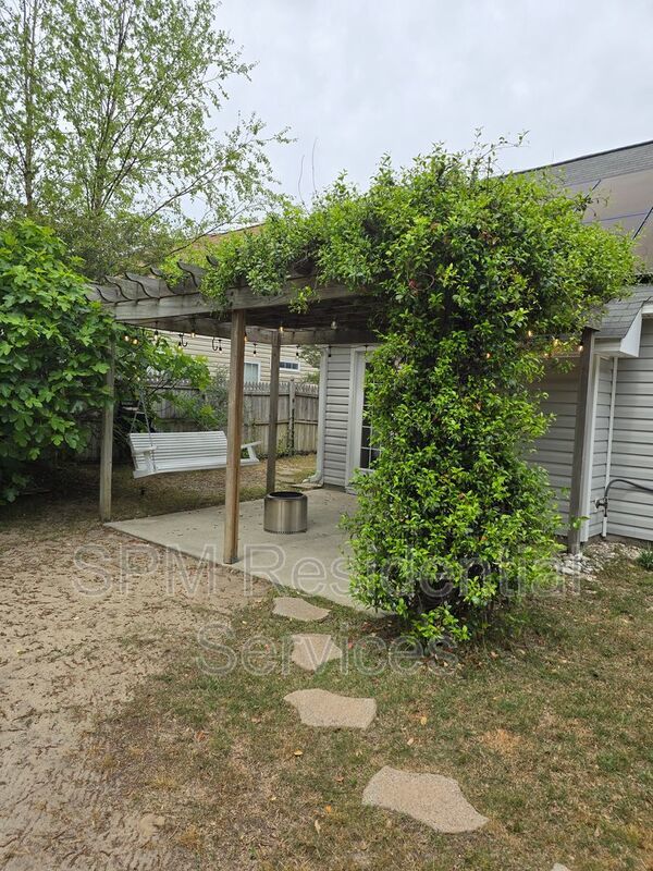 Kirkwood - Open Concept, Fully Fenced Backyard, Near Carolina Beach property image
