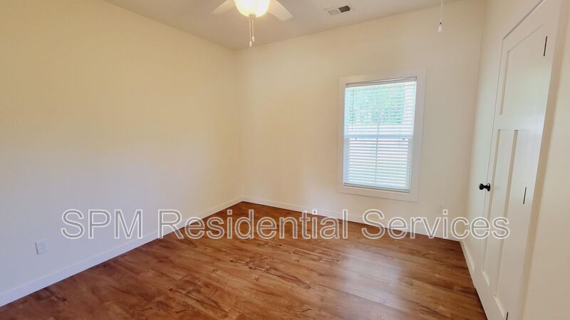230A Oak Leaf Dr property image