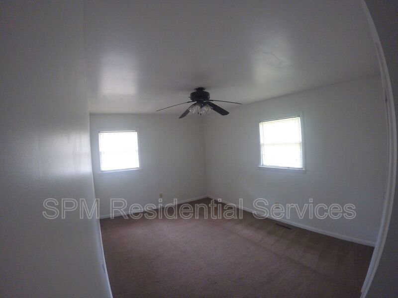 4 Bedrooms, close to UNCW property image