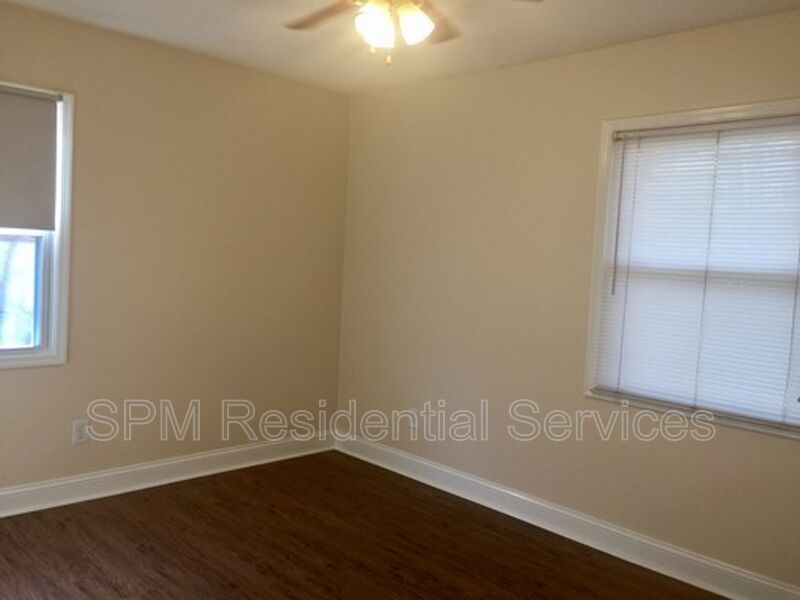 Close to Porters Neck, Large fenced in yard, Near Ogden Park property image