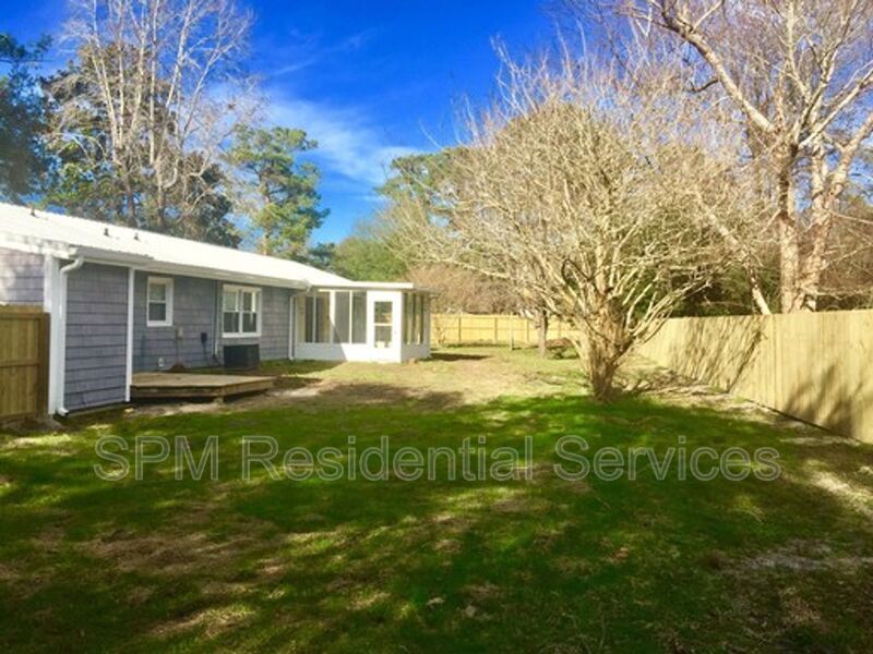 Close to Porters Neck, Large fenced in yard, Near Ogden Park property image