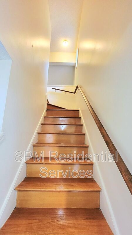 5150 Lampost Cir property image