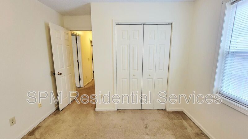 5150 Lampost Cir property image