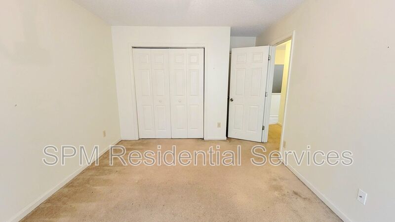 5150 Lampost Cir property image