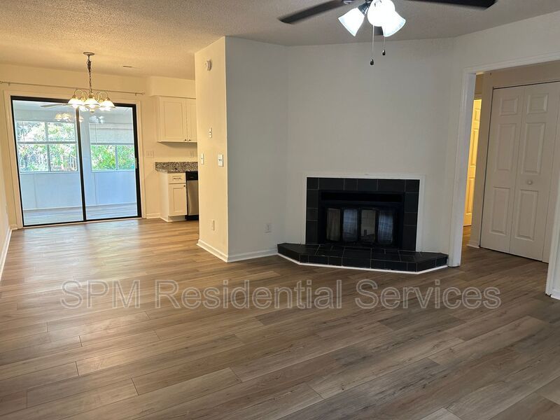 Renovated 2 Bedroom Duplex for Rent - Pet Friendly property image