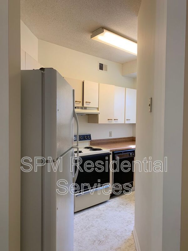 Community Pool, Close to UNCW/Shopping/Resturants property image