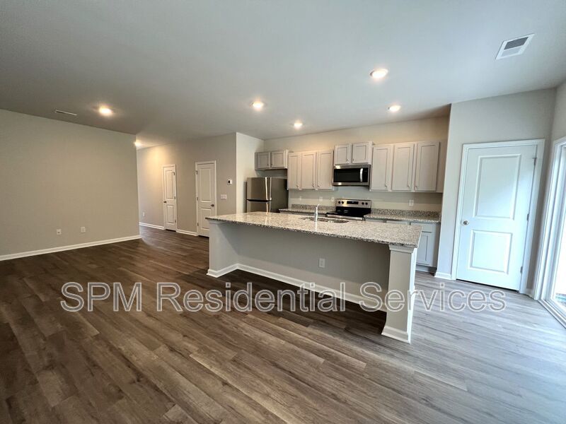 Ibis Landing - Open Concept, Two Story Townhome, Washer & Dryer Included property image