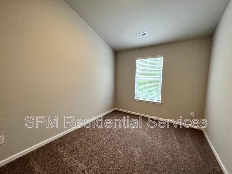 Ibis Landing - Open Concept, Two Story Townhome, Washer & Dryer Included property image