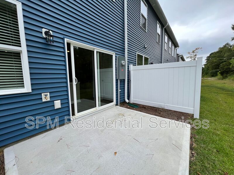 Ibis Landing - Open Concept, Two Story Townhome, Washer & Dryer Included property image