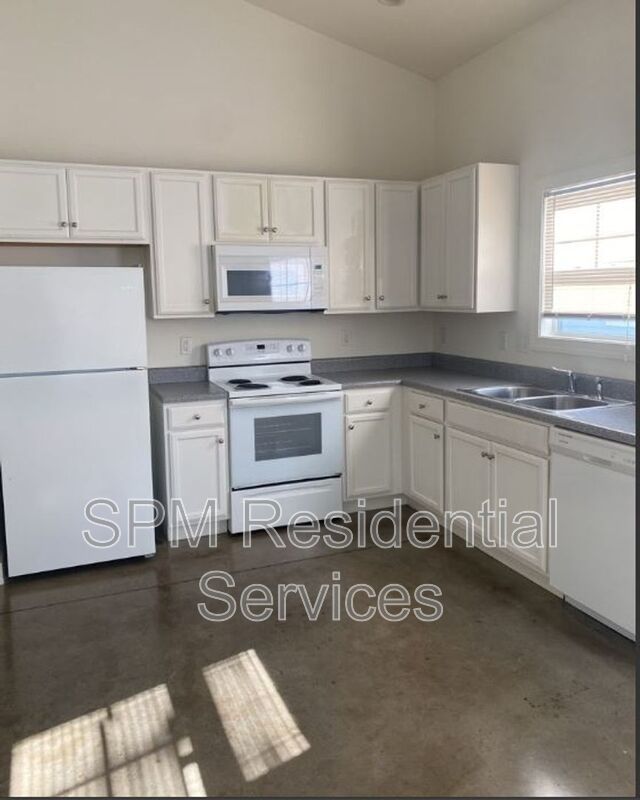 Westprong Way Cottages (*Water/Sewer/Trash Included) property image
