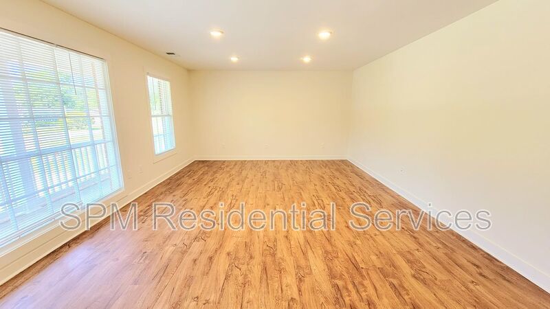 5013 Pine Needle Dr property image