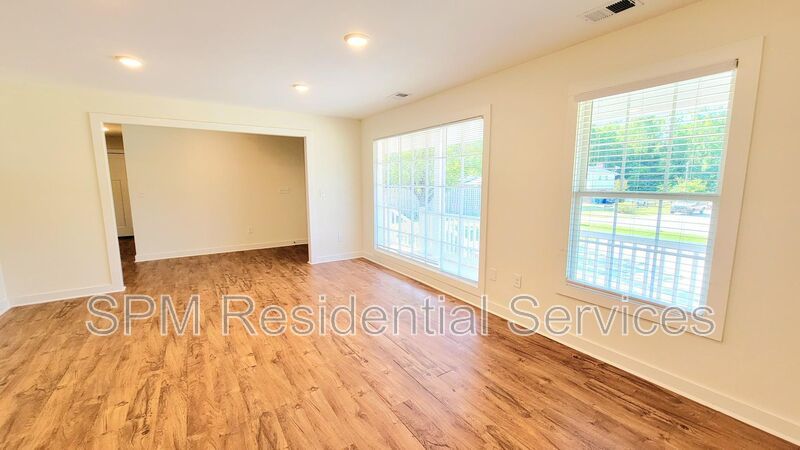 5013 Pine Needle Dr property image