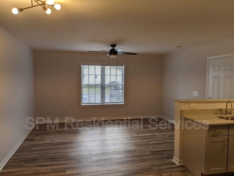 Cargo District – Washer/Dryer Included, Fenced In Backyard, Within 0.2 miles of Mess Hall, The Rift, and Bean There Cafe property image