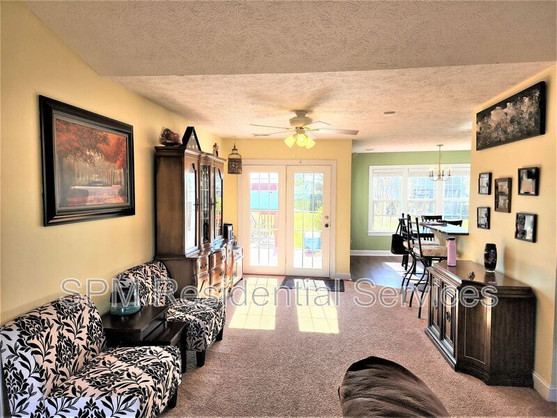 3 Bedroom in Beautiful quite neighborhood, minutes to ICWW property image