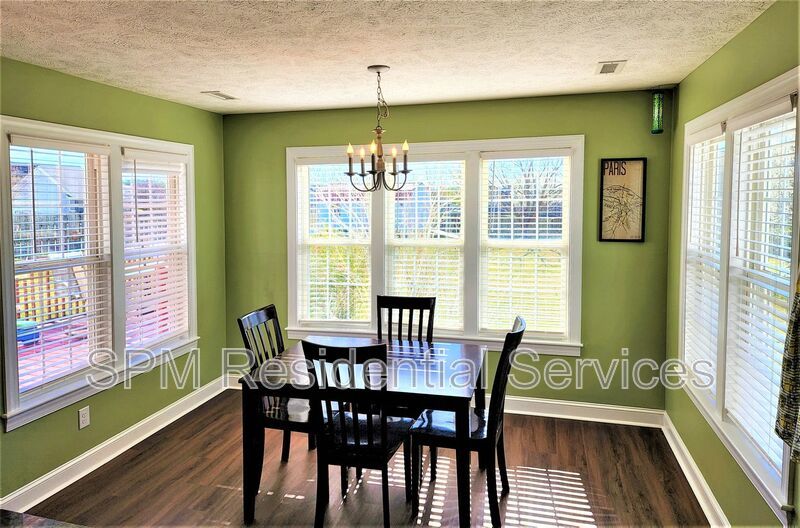 3 Bedroom in Beautiful quite neighborhood, minutes to ICWW property image