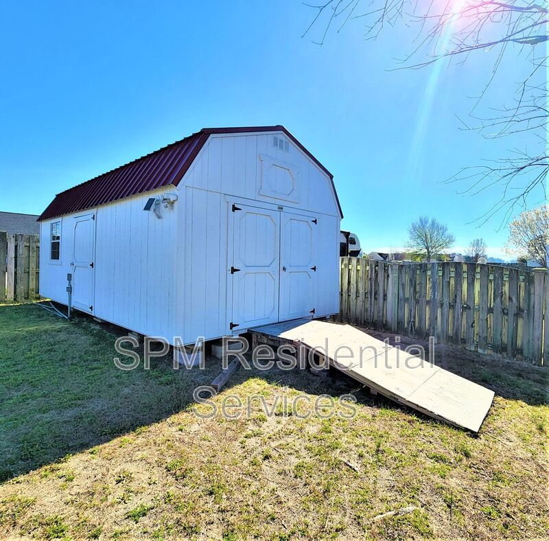 3 Bedroom in Beautiful quite neighborhood, minutes to ICWW property image