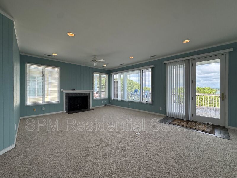 Topsail Beach - Elevator, Dock, Boat Lift, Private Beach Crossover Access property image