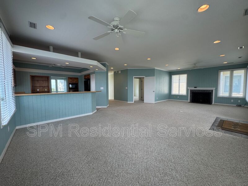 Topsail Beach - Elevator, Dock, Boat Lift, Private Beach Crossover Access property image