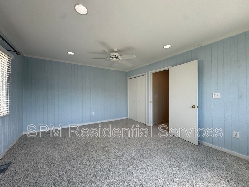 Topsail Beach - Elevator, Dock, Boat Lift, Private Beach Crossover Access property image