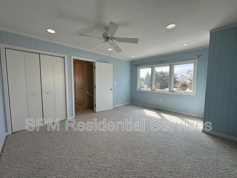 Topsail Beach - Elevator, Dock, Boat Lift, Private Beach Crossover Access property image