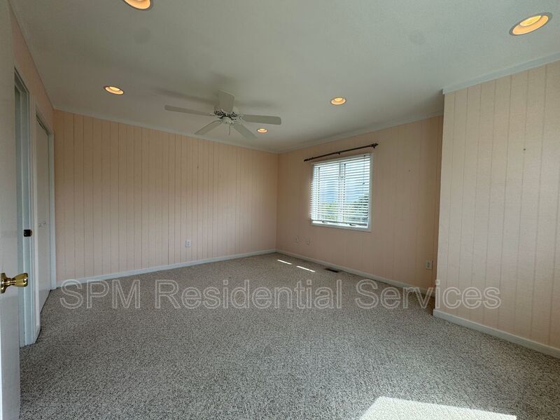 Topsail Beach - Elevator, Dock, Boat Lift, Private Beach Crossover Access property image