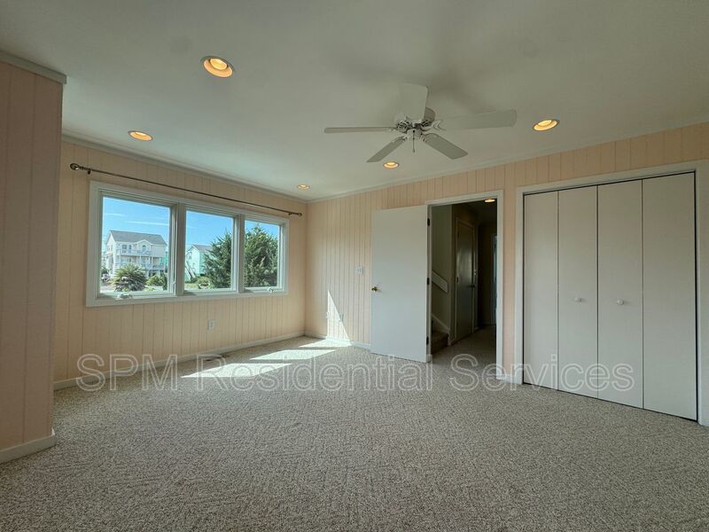 Topsail Beach - Elevator, Dock, Boat Lift, Private Beach Crossover Access property image