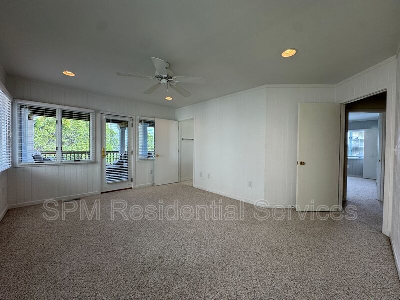 Topsail Beach - Elevator, Dock, Boat Lift, Private Beach Crossover Access property image