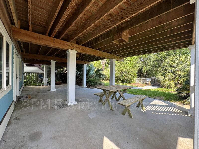 Topsail Beach - Elevator, Dock, Boat Lift, Private Beach Crossover Access property image
