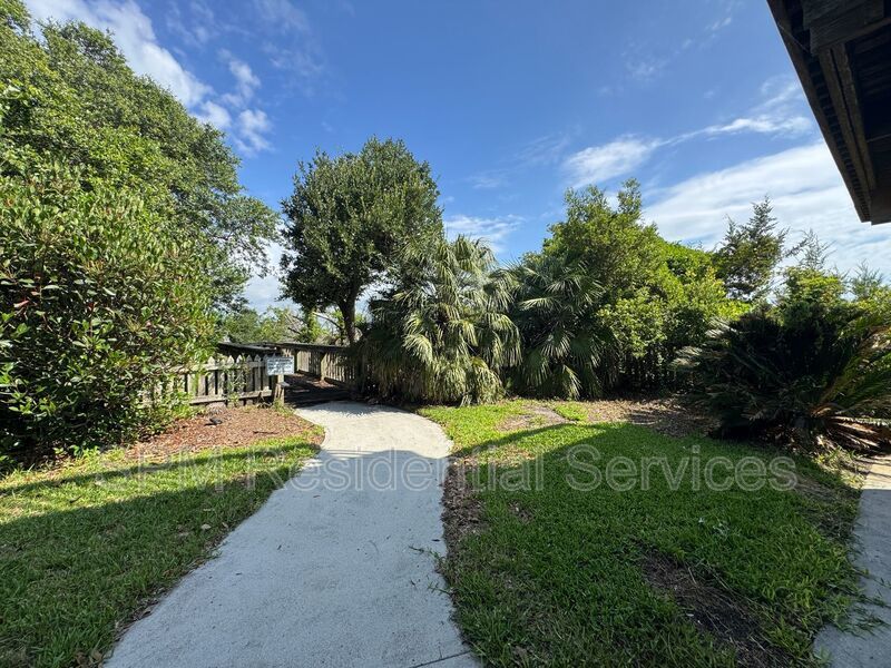 Topsail Beach - Elevator, Dock, Boat Lift, Private Beach Crossover Access property image