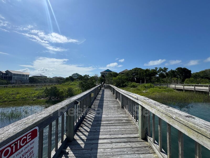 Topsail Beach - Elevator, Dock, Boat Lift, Private Beach Crossover Access property image