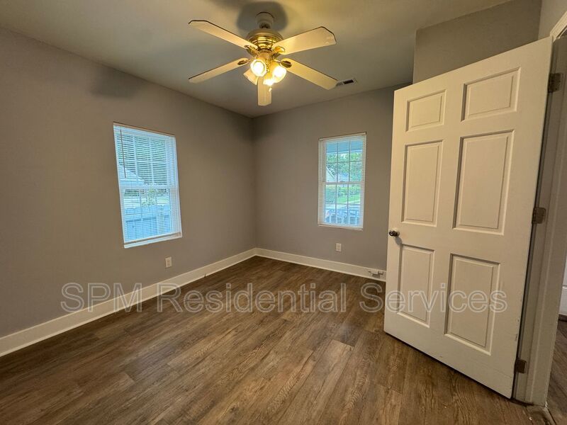 Ardmore - Located Near The Cargo District, New Appliances, Large Deck property image
