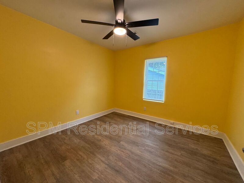 Ardmore - Located Near The Cargo District, New Appliances, Large Deck property image