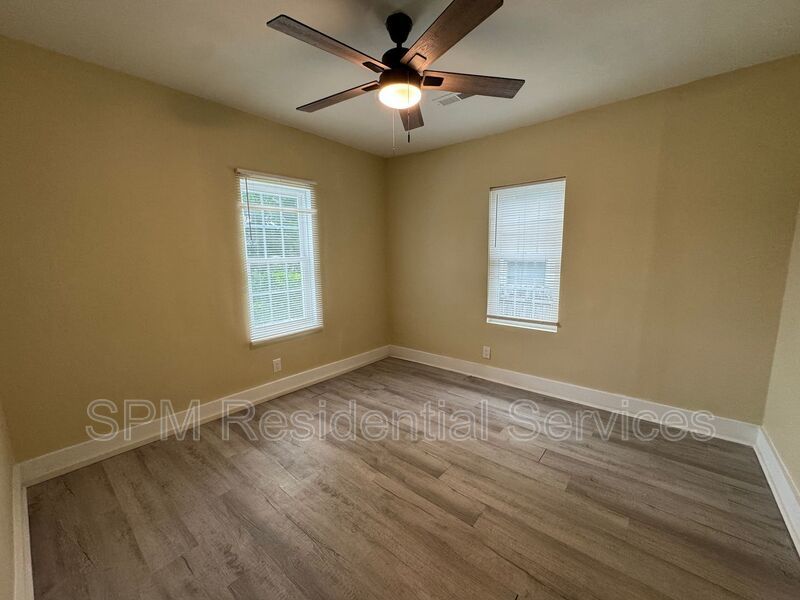 Ardmore - Located Near The Cargo District, New Appliances, Large Deck property image
