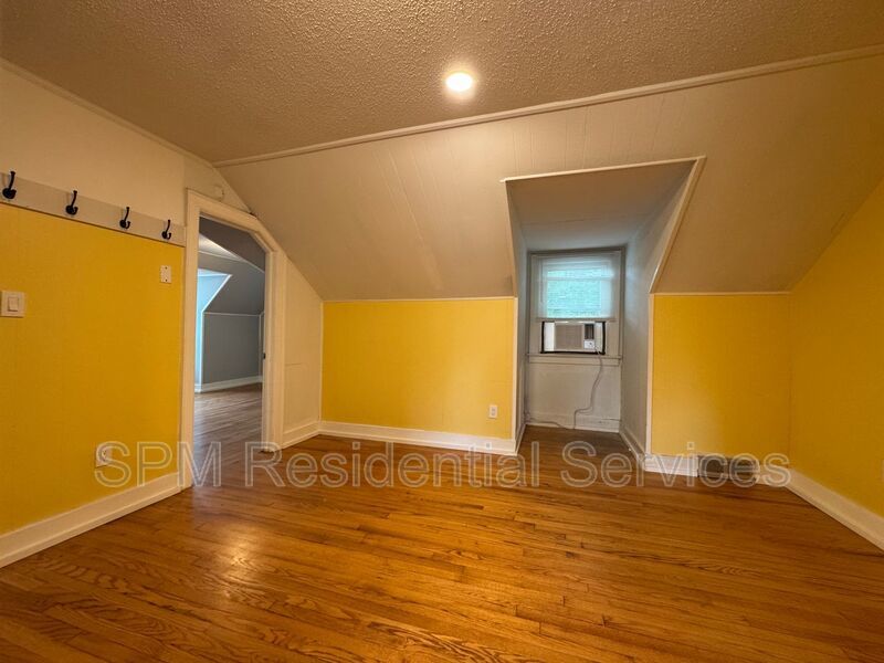 Downtown Wilmington -  Within 0.5 miles of Bowstring Bar & Live Music, Wandering Cone Creamery, and more property image