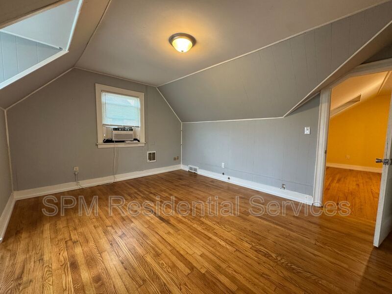 Downtown Wilmington -  Within 0.5 miles of Bowstring Bar & Live Music, Wandering Cone Creamery, and more property image
