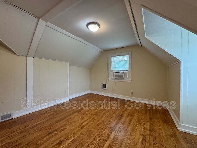 Downtown Wilmington -  Within 0.5 miles of Bowstring Bar & Live Music, Wandering Cone Creamery, and more property image