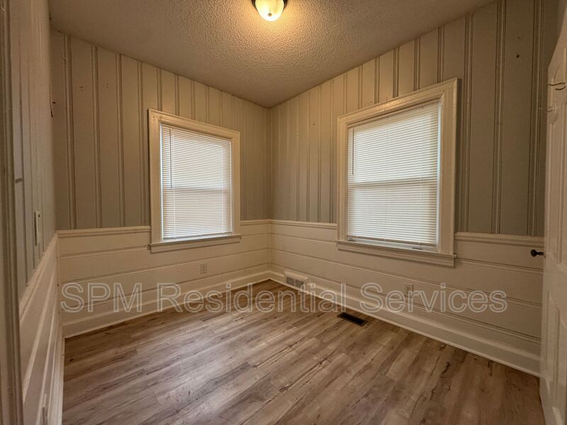 Downtown Wilmington - Within 0.5 miles of Bowstring Bar & Live Music, Wandering Cone Creamery, and more property image