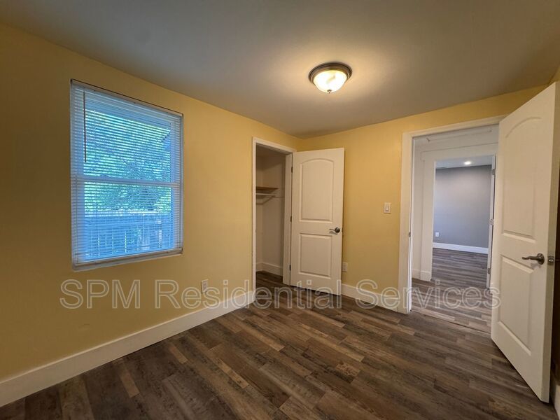 Downtown Wilmington -  Nestled just 1.5 miles from Pho Cafe, Whiskey Trail Midtown, and More property image