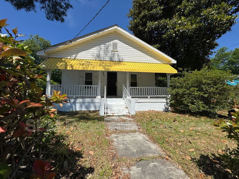 Downtown Wilmington - Newly Renovated, Large Yard, Located within walking distance of Maides park property image