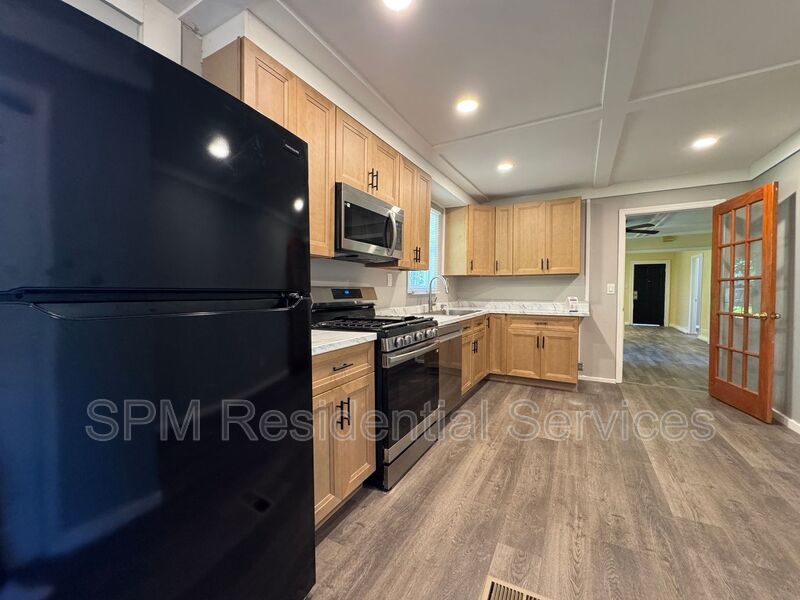 Downtown Wilmington - Newly Renovated, Large Yard, Located within walking distance of Maides park property image