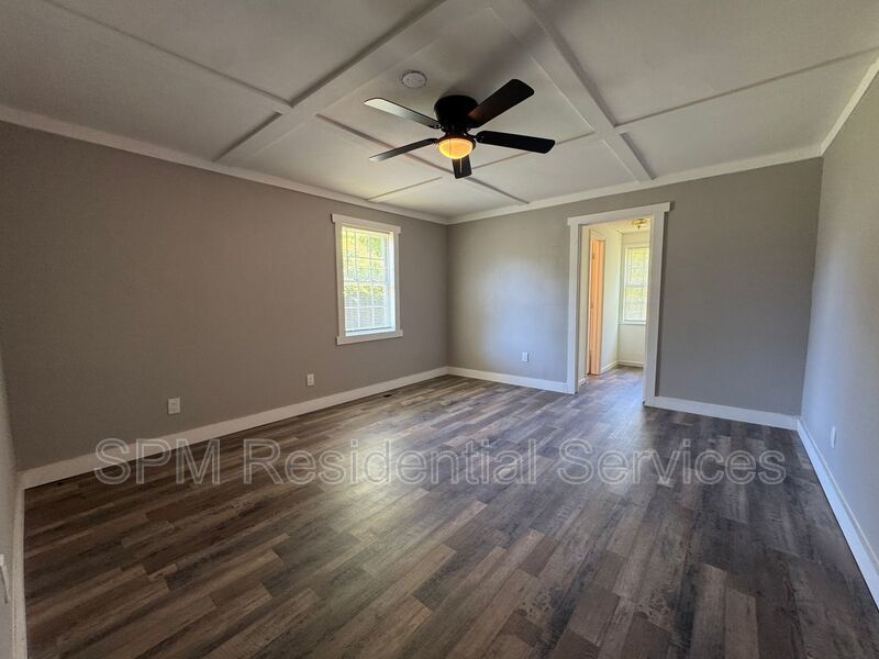 Downtown Wilmington - Newly Renovated, Large Yard, Located within walking distance of Maides park property image