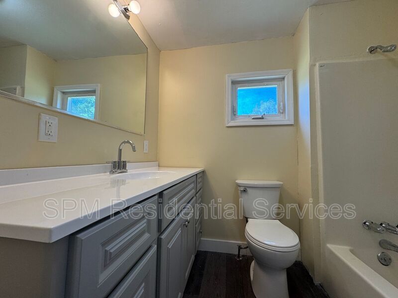 Downtown Wilmington - Newly Renovated, Large Yard, Located within walking distance of Maides park property image